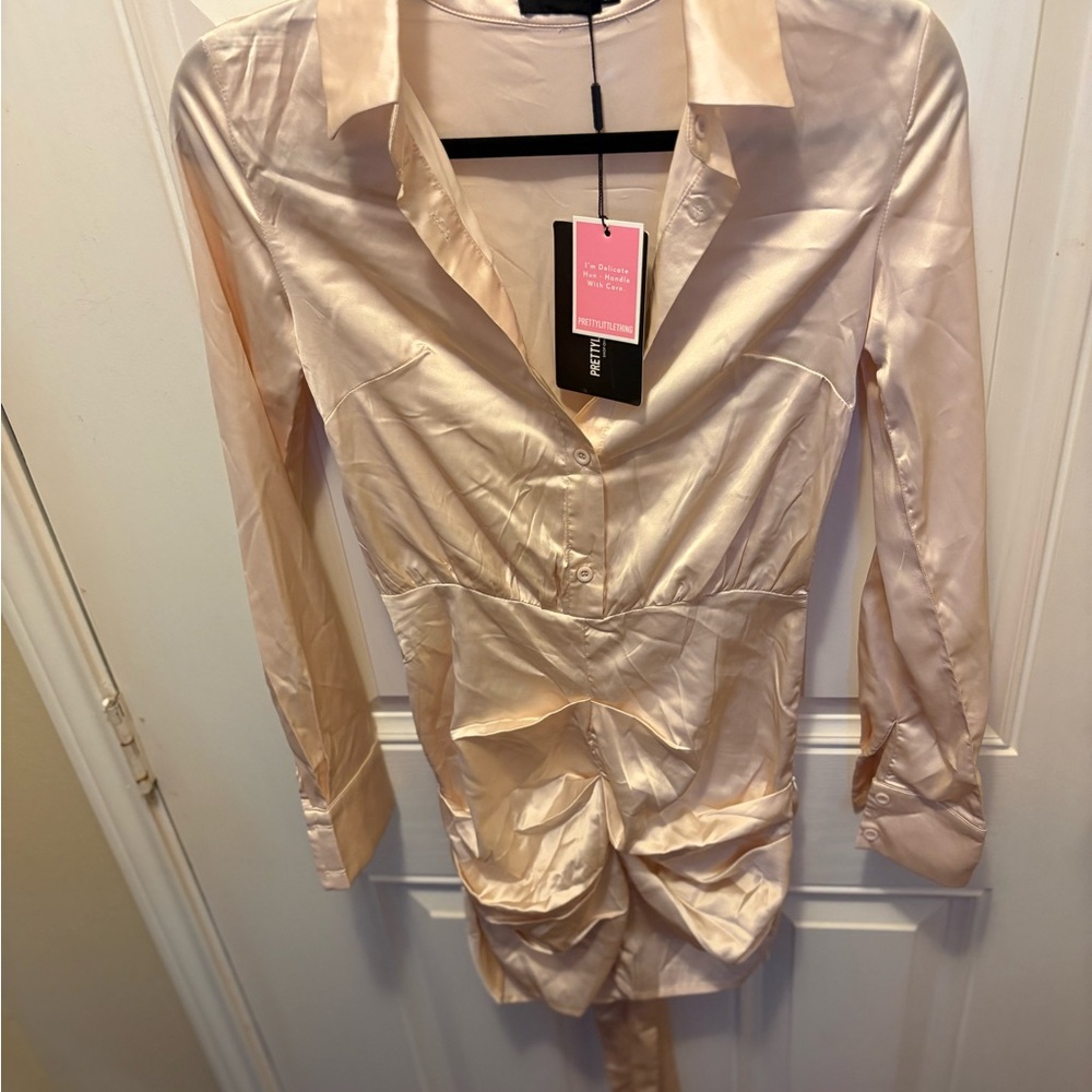 PrettyLittleThing Satin Button Down Shirt - Light Pink